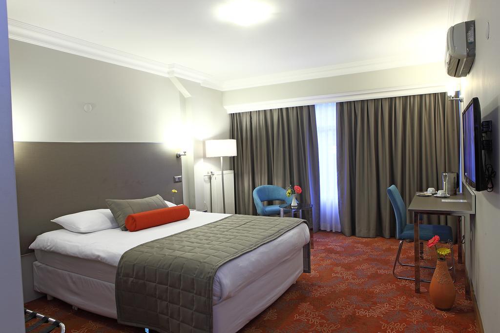 Arma Hotel Manisa Ruang foto