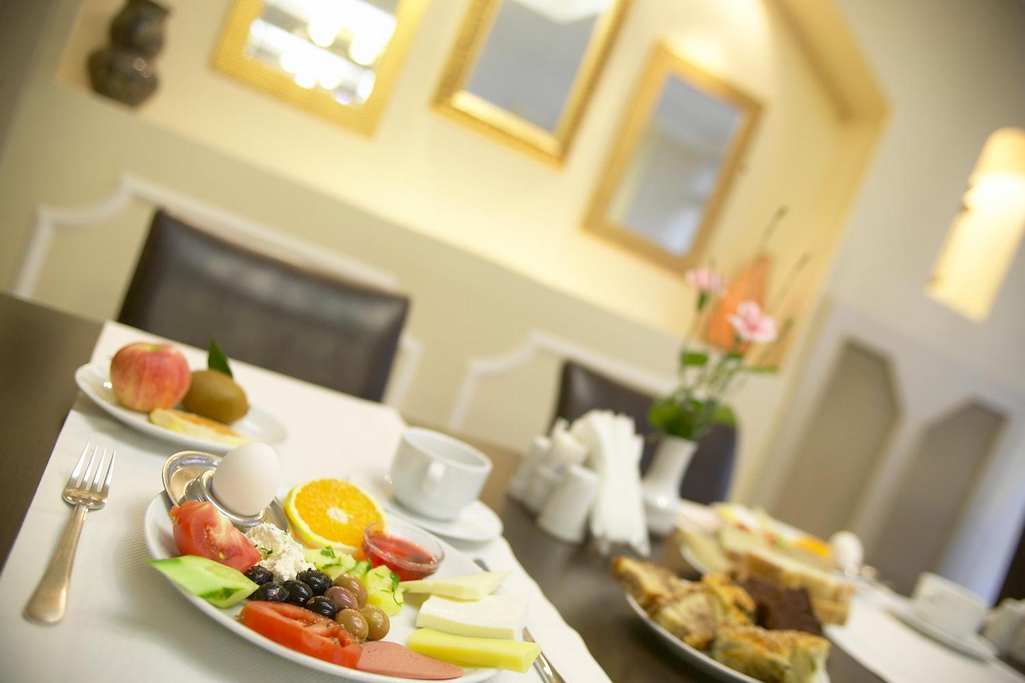 Arma Hotel Manisa Bagian luar foto