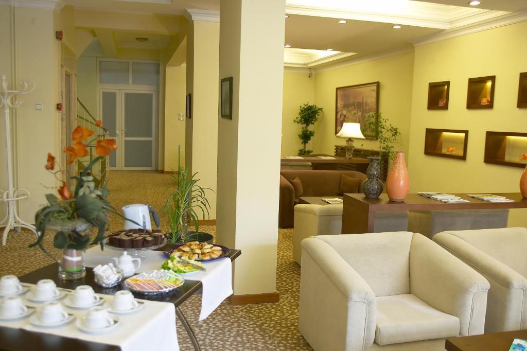 Arma Hotel Manisa Bagian luar foto